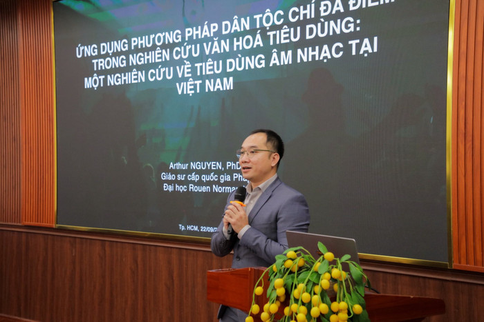 Giáo sư, Tiến sĩ Nguyễn Nhật Nguyên – công tác tại Viện Kinh doanh Rouen trực thuộc Đại học đa ngành Rouen Normandy (Pháp). Ảnh: NVCC. 557625491-10223595336591615-1553920412396361945-n.jpg