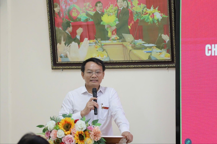 Nhà giáo Ưu tú, Tiến sĩ Phạm Xuân Khánh – Hiệu trưởng Trường Cao đẳng Công nghệ cao Hà Nội phát biểu khai mạc tọa đàm. z6886570137857-ef12a2af0f1b9090529c84f29d5021ce-4091.jpg
