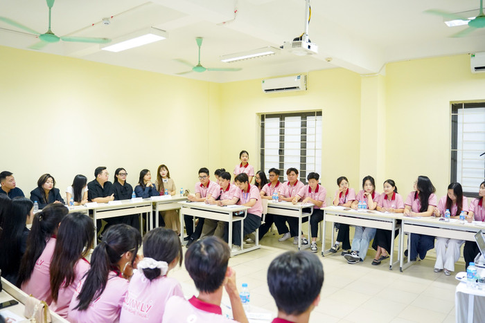 Sinh viên Trường Đại học Văn hóa Hà Nội. Ảnh: Website Nhà trường. 505093451-693453036648531-4261256099555713524-n.jpg