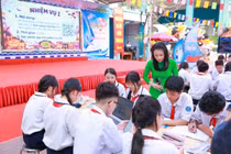 Các đại biểu tham dự chuyên đề (Ảnh: Lã Tiến)