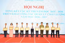 Hải Phòng khen thưởng các tập thể, cá nhân có thành tích xuất sắc trong tổ chức các kỳ thi