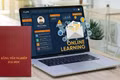 Số lượng tín chỉ trong đào tạo văn bằng 2 Ngôn ngữ Anh ở 30 CSGDĐH phía Nam: Mỗi trường một kiểu
