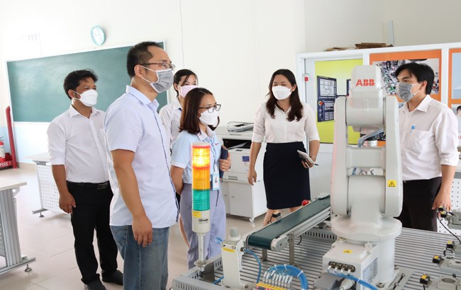 cong-ty-tnhh-neway-fluid-equipment-viet-nam-1.jpg