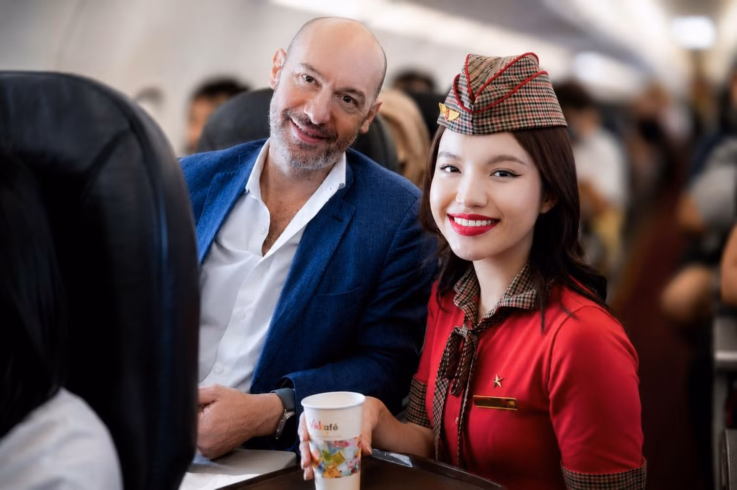 tiep-vien-hang-khong-vietjet-2.jpg