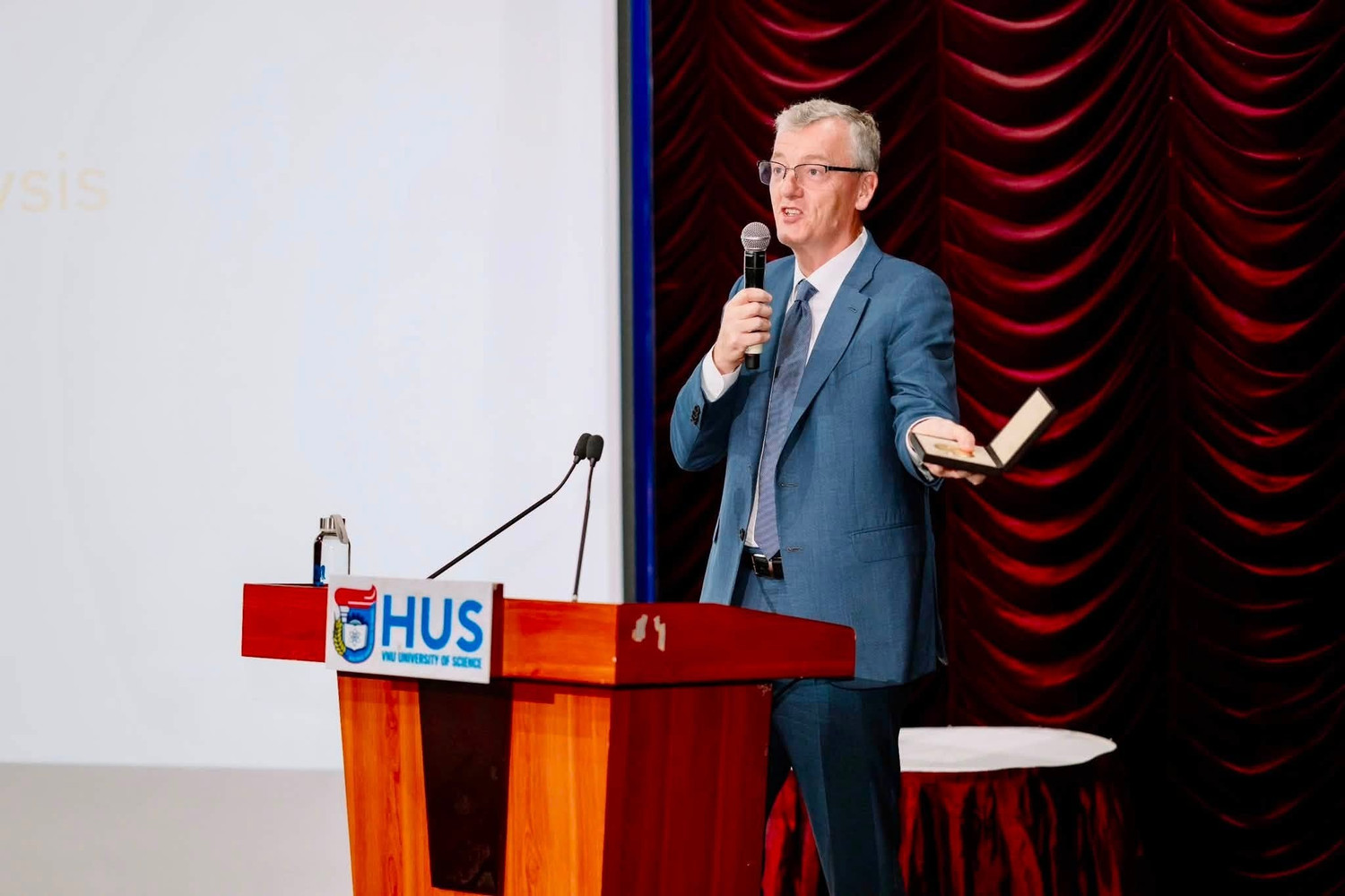 anh-2-39.jpg
