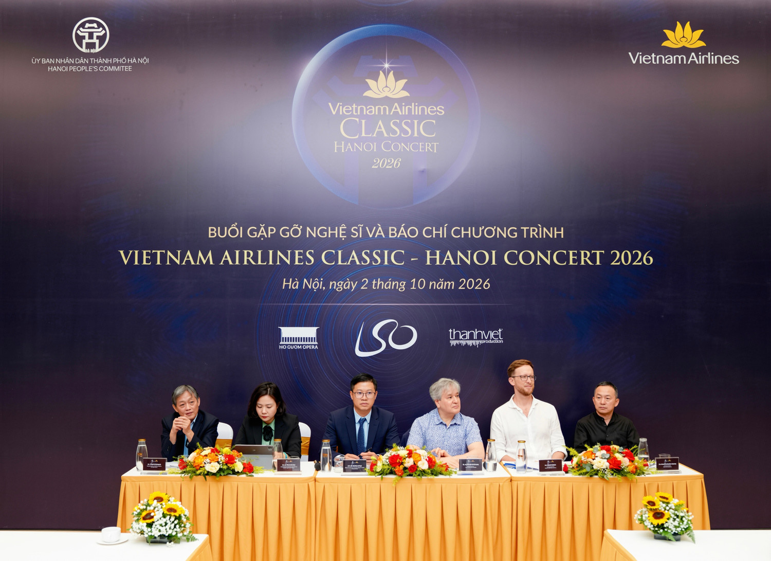 1-nam-trong-chuoi-hoat-dong-cham-thu-ha-noi-vietnam-airlines-classic-hanoi-concert-2026-do-vietnam-airlines-phoi-hop-cung-dan-nhac-giao-huong-london-lso-va-nha-hat-ho-guom-to-chuc.jpg