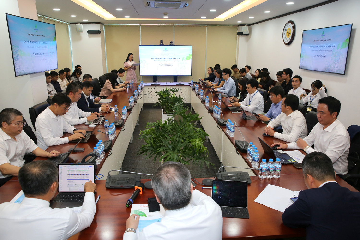 Toàn cảnh Hội thảo nhà đầu tư BSR năm 2026.