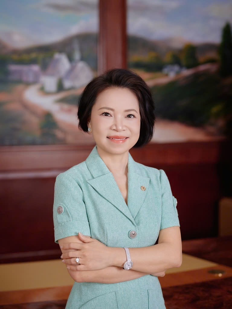 ba-pham-thu-huong-pho-chu-tich-tap-doan-vingroup.jpg
