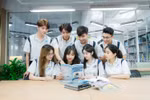 Sắp xếp, tái cấu trúc các cơ sở giáo dục đại học, sáp nhập, giải thể các cơ sở không đạt chuẩn
