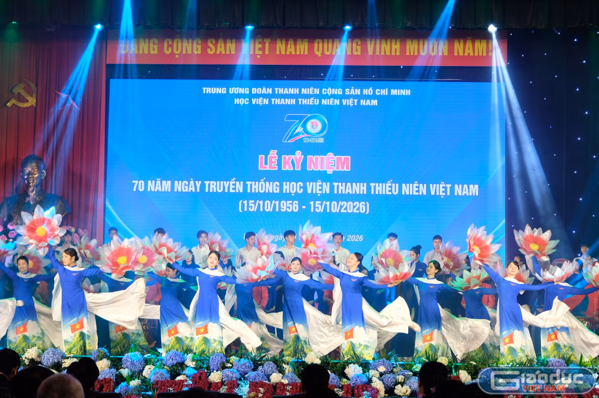 gdvn-van-nghe.jpg