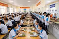 Hiệu trưởng chia sẻ về "lá chắn" đảm bảo an toàn thực phẩm cho suất ăn bán trú của học sinh