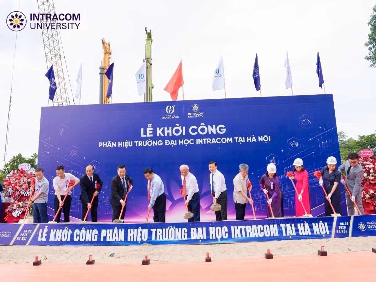 truong-dai-hoc-intracom.jpg