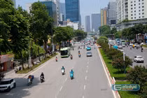 Hà Nội "xanh hóa" xe buýt, người dân phấn khởi với trải nghiệm mới