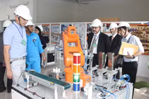 Ít nhất 50% thành viên Hội đồng đánh giá kỳ thực tập là doanh nghiệp: Triển khai sao cho hiệu quả?