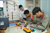 Dự kiến giáo viên trường nghề được giảm gần 32% thời lượng bồi dưỡng 