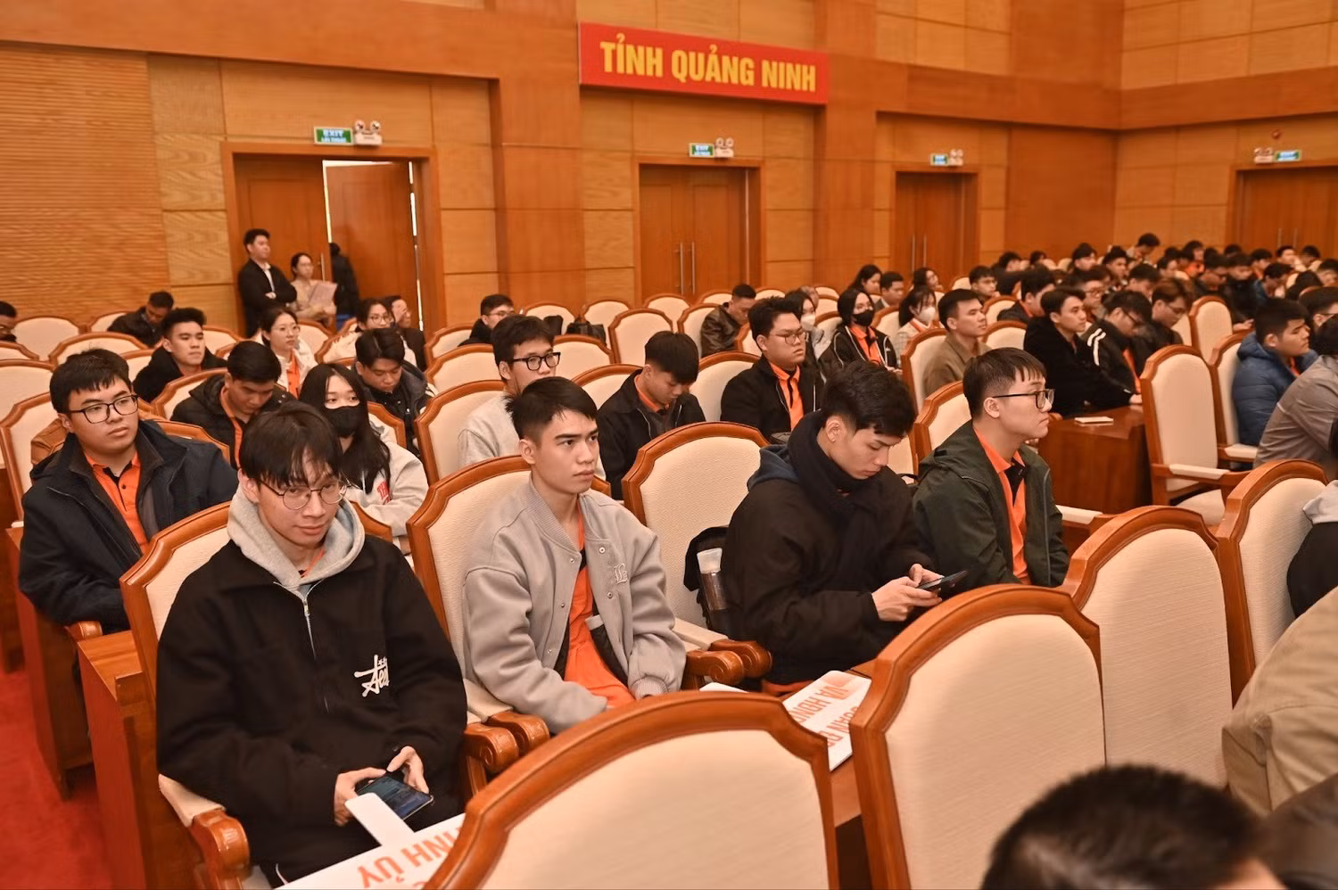 74 sinh viên Trường Đại học FPT tham dự sự kiện cũng là các sinh viên sẽ tham gia thực tập, hỗ trợ triển khai Nghị quyết 57 tại các xã, phường thuộc tỉnh Quảng Ninh.