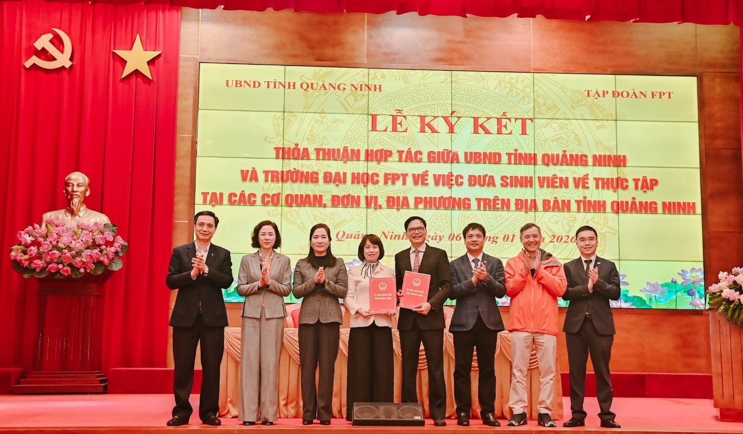 Ủy ban nhân dân tỉnh Quảng Ninh và Trường Đại học FPT ký kết thỏa thuận hợp tác về việc đưa sinh viên về thực tập tại các cơ quan, đơn vị, địa phương trên địa bàn tỉnh.