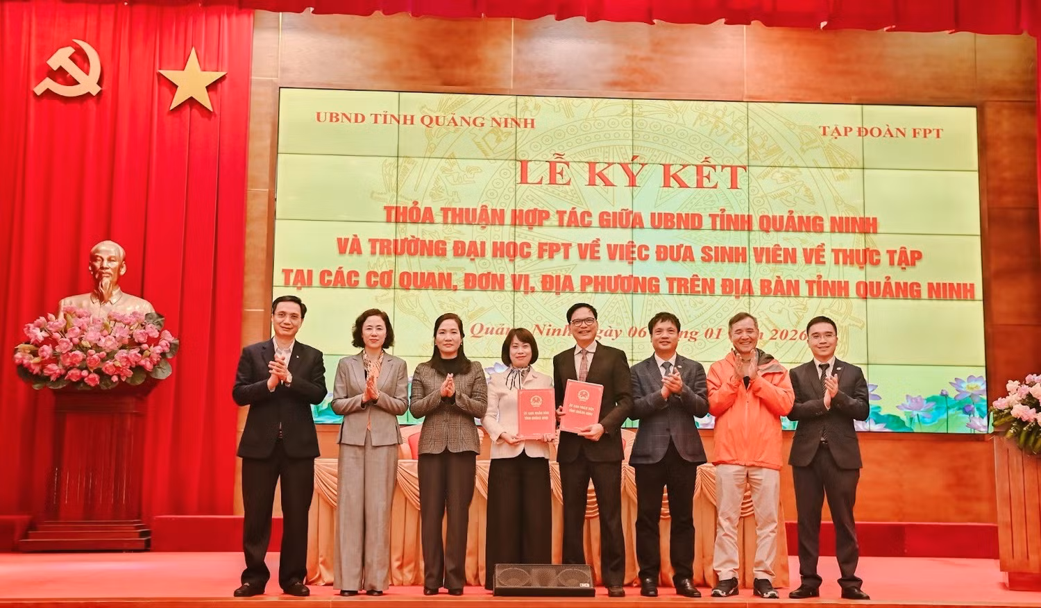 Ủy ban nhân dân tỉnh Quảng Ninh và Trường Đại học FPT ký kết thỏa thuận hợp tác về việc đưa sinh viên về thực tập tại các cơ quan, đơn vị, địa phương trên địa bàn tỉnh.
