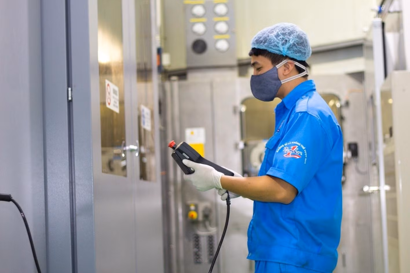 Công nghệ chiết lạnh vô trùng Aseptic được thiết kế, vận hành hoàn toàn khép kín, tự động, vô trùng tuyệt đối và tiết kiệm tài nguyên vì một Việt Nam xanh hơn.