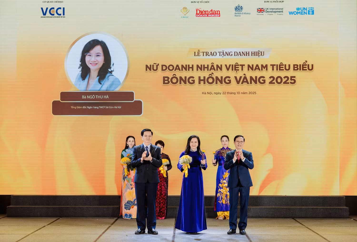 ngo-thu-ha-copy.jpg
