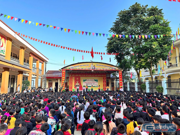 gdvn_co-pham-thi-nhu-nguyet-giao-vien-truong-ptdtbt-th-thcs-van-chai-1.png