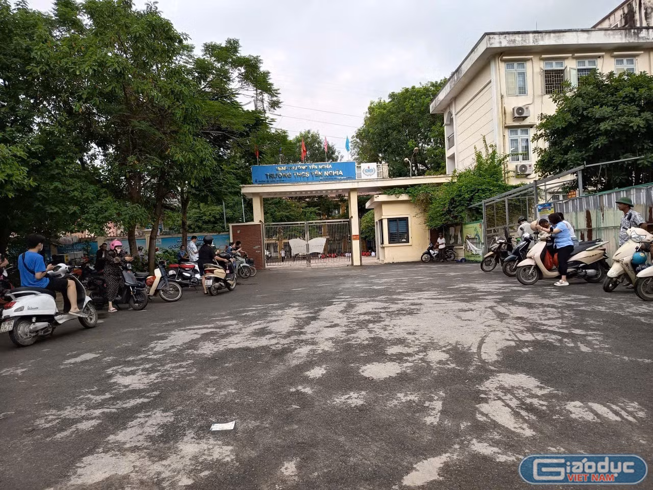 gdvn-truong-thcs-yen-nghia.jpg