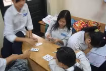 Bài bạc: "Thuốc" gây nghiện của sinh viên