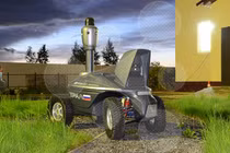 Robot tuần tra tự động Tral Patrul 3.1 do công ty Nga chế tạo