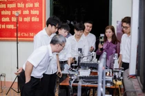 Đạt 8 điểm môn Toán mới được xét tuyển ngành vi mạch bán dẫn, CSGDĐH nói gì?