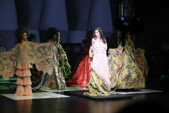 Trút bỏ vẻ ngoài, lọ lem Thuỷ Tiên uất hiện Trút bỏ vẻ ngoài, lọ lem Thuỷ Tiên uất hiện