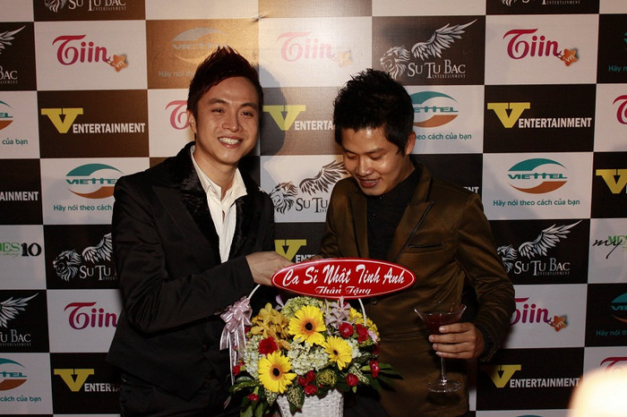 Không thể thiếu người bạn thân thiết Nhật Tinh Anh Không thể thiếu người bạn thân thiết Nhật Tinh Anh