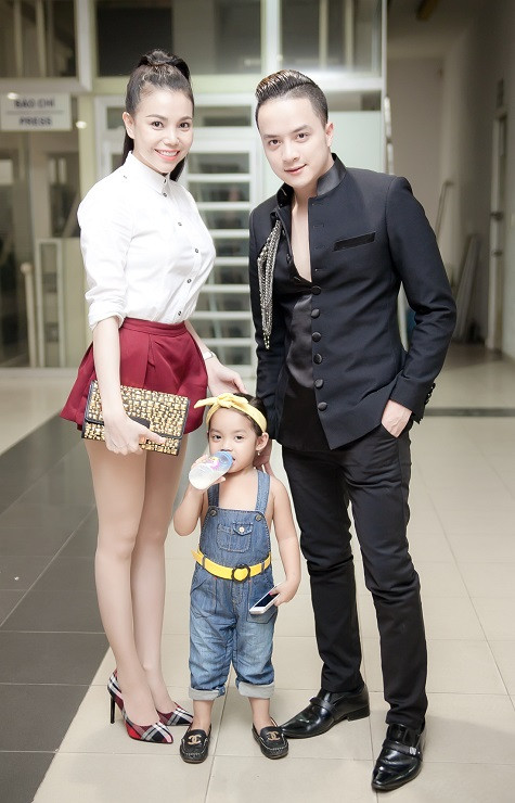 Nam ca sĩ Cao Thái Sơn cũng có mặt khi đang gây xôn xao về chuyện tình cảm với một fan nữ tên Bảo Phương.