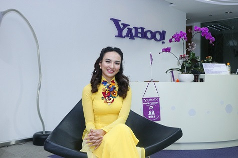 Đây là một điều không hề dễ dàng đối với tất cả các người đẹp đã từng đăng quang trong môi trường showbiz Việt đầy biến động và lắm scandal. Đây là một điều không hề dễ dàng đối với tất cả các người đẹp đã từng đăng quang trong môi trường showbiz Việt đầy biến động và lắm scandal.