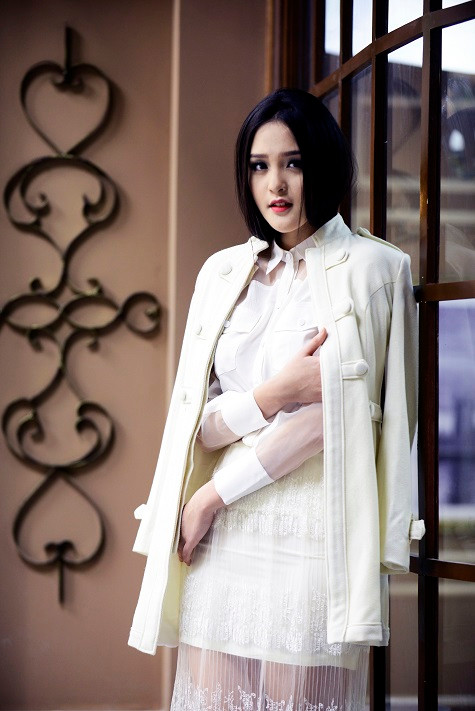 Trong năm 2014 này, Á hậu Hoàng Anh sẽ bắt đầu thử sức mình ở lĩnh vực MC, hiện nay, cô đang trong quá trình học hỏi để có thể thực hiện tốt vai trò này. Trong năm 2014 này, Á hậu Hoàng Anh sẽ bắt đầu thử sức mình ở lĩnh vực MC, hiện nay, cô đang trong quá trình học hỏi để có thể thực hiện tốt vai trò này.