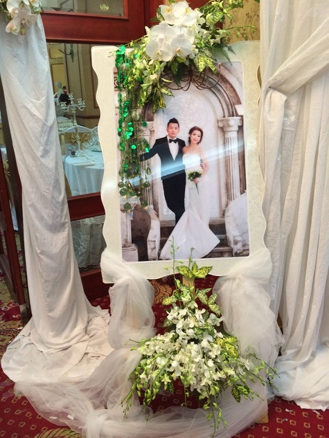 Tuy nhiên phải đối mặt với nhiều mệt mỏi, Dung đã nhanh chóng lấy lại được tinh thần. Tuy nhiên phải đối mặt với nhiều mệt mỏi, Dung đã nhanh chóng lấy lại được tinh thần.