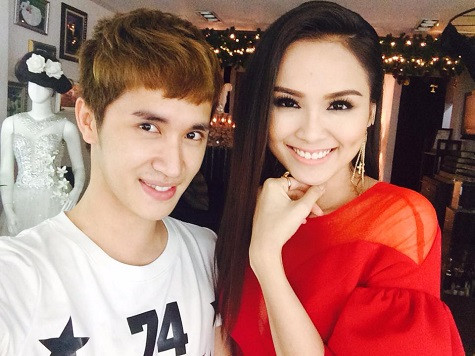 Trước đó, trên trang Facebook của cả hai xuất hiện rất nhiều hình ảnh chụp cùng nhau