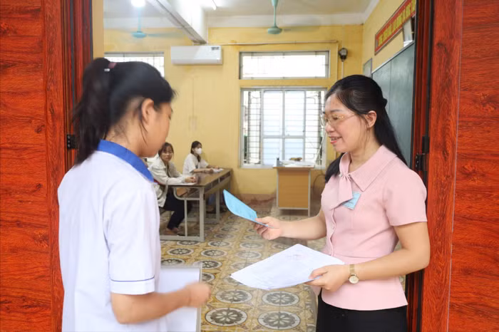 5fb1afdae27942271b68 (1).jpg