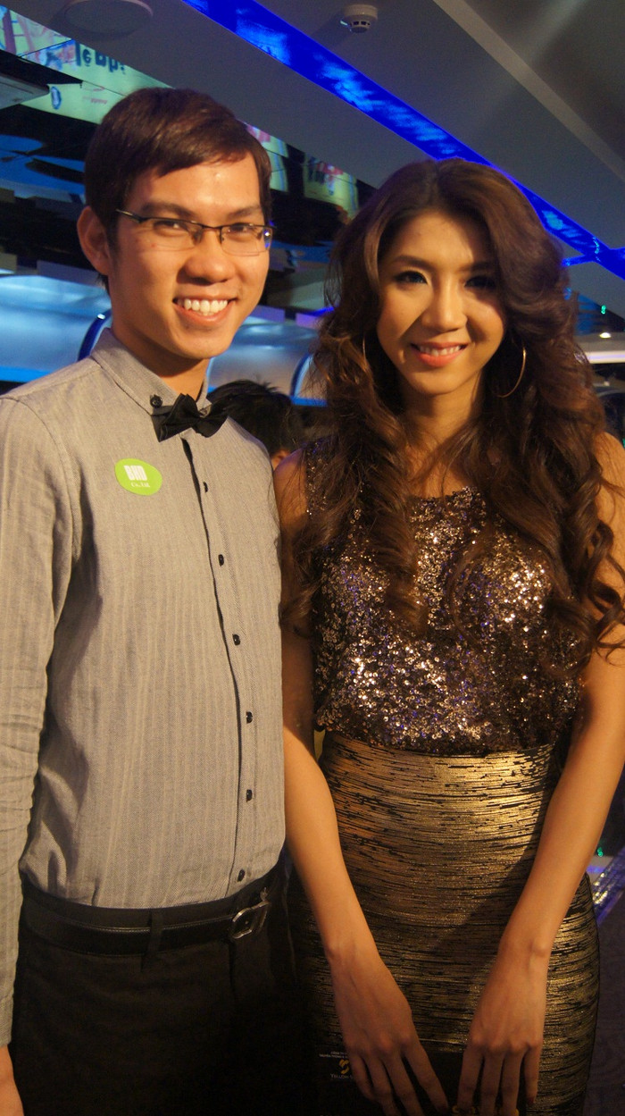 Ngọc Quyên cũng không thể vắng mặt trong buổi chiếu đặc biệt này, cô đã vào vai diễn viên Minh Tâm khá ấn tượng với tính cách nham hiểm