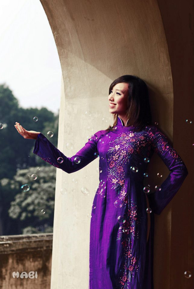 Hot girl ĐH Ngoại thương nổi tiếng xinh đẹp và đa... tài ảnh 2