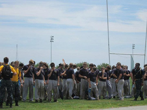 Chuẩn bị ngụp lặn dưới nước hai tiếng đồng hồ. CHÙM ẢNH NÓNG: NỮ SINH CAO BẰNG ĐÁNH NHAU...TÓE MÁU ĐẦU CHÙM ẢNH: XEM "THIÊN TÀI SỐNG" TRÌNH DIỄN ROBOT