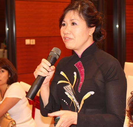 Bà Nguyễn Thị Bích Hằng.