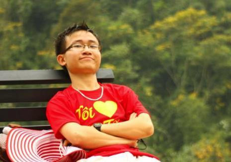 Nguyễn Xuân Trường (SV ĐH Bách Khoa): Trường FPT phạt như thế là quá nặng. Nguyễn Xuân Trường (SV ĐH Bách Khoa): Trường FPT phạt như thế là quá nặng.