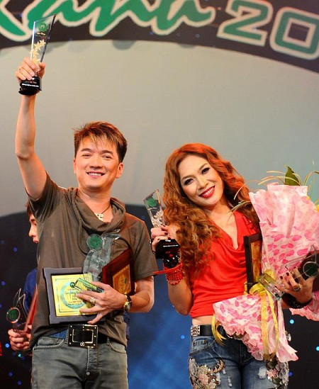 Mỹ Tâm và Đàm Vĩnh Hưng là nhận giải Gương mặt của năm. Ảnh: TTD