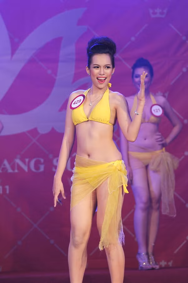 Trong đêm chung kết sắp tới, cùng với bikini các thí sinh sẽ phải trình diễn trang sức làm từ ngọc trai