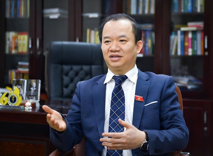 Ông Bùi Hoài Sơn – Ủy viên thường trực Ủy ban Văn hoá, Giáo dục của Quốc hội, Đại biểu Quốc hội. Ảnh: Cổng thông tin điện tử Quốc hội. 240220231233-z4127289105648_fdef46f338d3e505a14fd58635045f5f.jpg