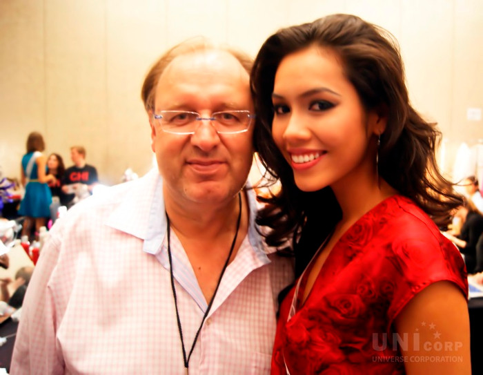 Hoàng My và nhiếp ảnh gia Fadriel Hoàng My và nhiếp ảnh gia Fadriel