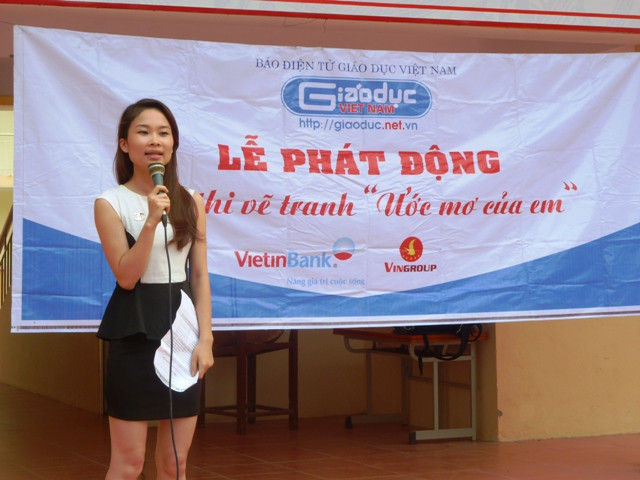 Chiều ngày 08/10, Báo Giáo dục Việt Nam tổ chức lễ phát động cuộc thi “Ước mơ của em” tại Trường Tiểu học Nguyễn Đình Chiểu (Lạc Trung, Hà Nội).Nhấn mạnh đến ý nghĩa của chương trình, bà Chung Lan Phương – đại diện truyền thông của báo cho biết, đây là một trong những hoạt động từ thiện của báo GDVN tổ chức như Bữa cơm có thịt vùng cao, lớp học Hy vọng, Nhân ái dành cho các bệnh nhi tại hai bệnh viên Nhi TƯ và Huyết học truyền máu TƯ nhằm đem đến những tình cảm tốt đẹp, cây cầu nối nhân ái giữa con người với con người. Chiều ngày 08/10, Báo Giáo dục Việt Nam tổ chức lễ phát động cuộc thi “Ước mơ của em” tại Trường Tiểu học Nguyễn Đình Chiểu (Lạc Trung, Hà Nội).Nhấn mạnh đến ý nghĩa của chương trình, bà Chung Lan Phương – đại diện truyền thông của báo cho biết, đây là một trong những hoạt động từ thiện của báo GDVN tổ chức như Bữa cơm có thịt vùng cao, lớp học Hy vọng, Nhân ái dành cho các bệnh nhi tại hai bệnh viên Nhi TƯ và Huyết học truyền máu TƯ nhằm đem đến những tình cảm tốt đẹp, cây cầu nối nhân ái giữa con người với con người.