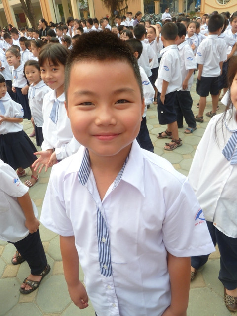 “Ước mơ của em” đã tạo ra nhiều hiệu ứng tốt, hướng các em đến những bài học giá trị về lòng yêu thương con người, sẻ chia đối với những em không may mắn. Sau khi phát động tại Trường Tiểu học Dịch vọng A, báo GDVN đã nhận được hàng chục bức vẽ đầy ngộ nghĩnh, đáng yêu, phong phú về ý tưởng, ước mơ… “Ước mơ của em” đã tạo ra nhiều hiệu ứng tốt, hướng các em đến những bài học giá trị về lòng yêu thương con người, sẻ chia đối với những em không may mắn. Sau khi phát động tại Trường Tiểu học Dịch vọng A, báo GDVN đã nhận được hàng chục bức vẽ đầy ngộ nghĩnh, đáng yêu, phong phú về ý tưởng, ước mơ…