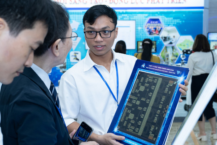 Ảnh minh họa: Đại học Quốc gia Thành phố Hồ Chí Minh 396579422-662058406037860-3004968011508594829-n-2520.jpg