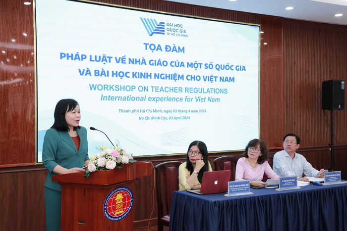 Bà Nguyễn Thị Mai Hoa - Phó Chủ nhiệm Ủy ban Văn hóa, Giáo dục của Quốc hội phát biểu tại tọa đàm. Ảnh: NTCC a9b8286065accaf293bd.jpg